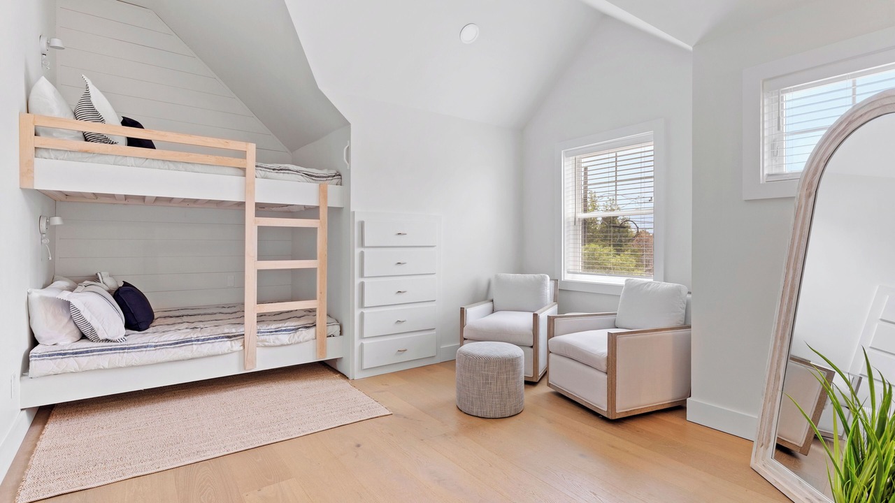 Photo of Bedroom in Newport East