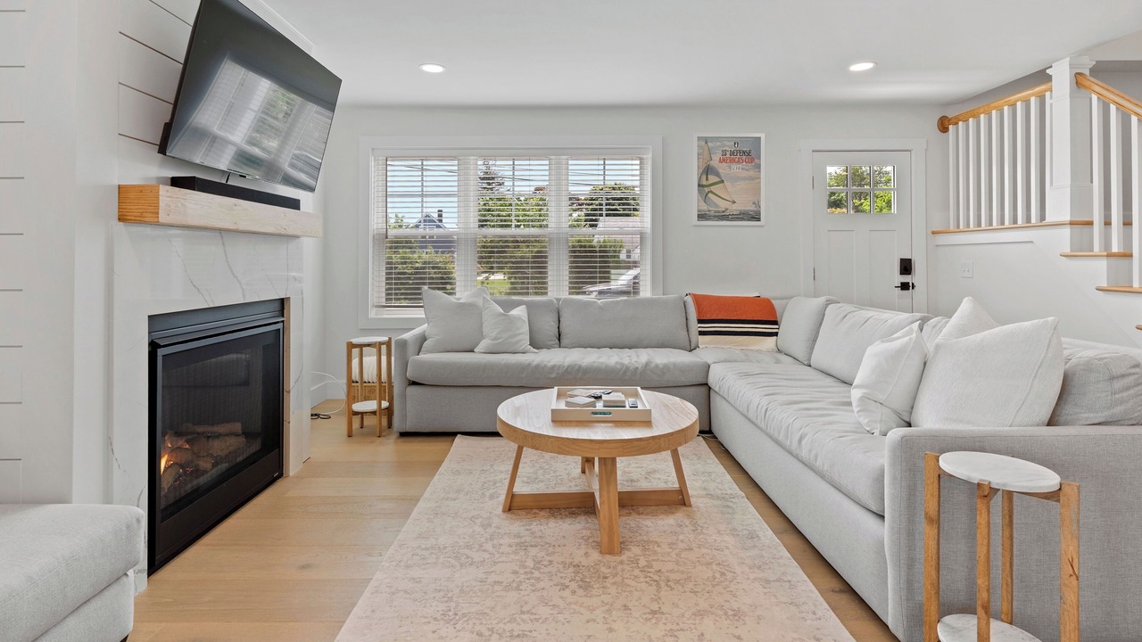 Photo of Livingroom in Newport East
