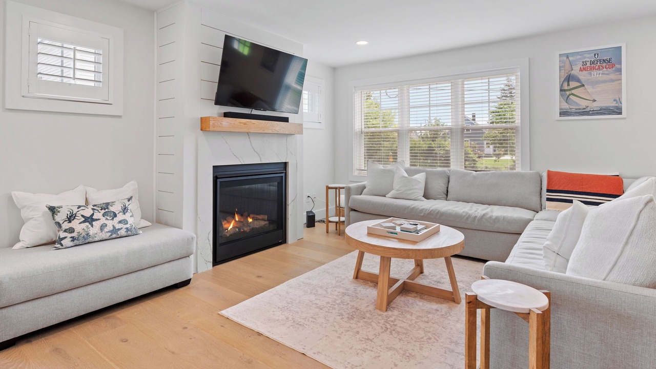 Photo of Livingroom in Newport East