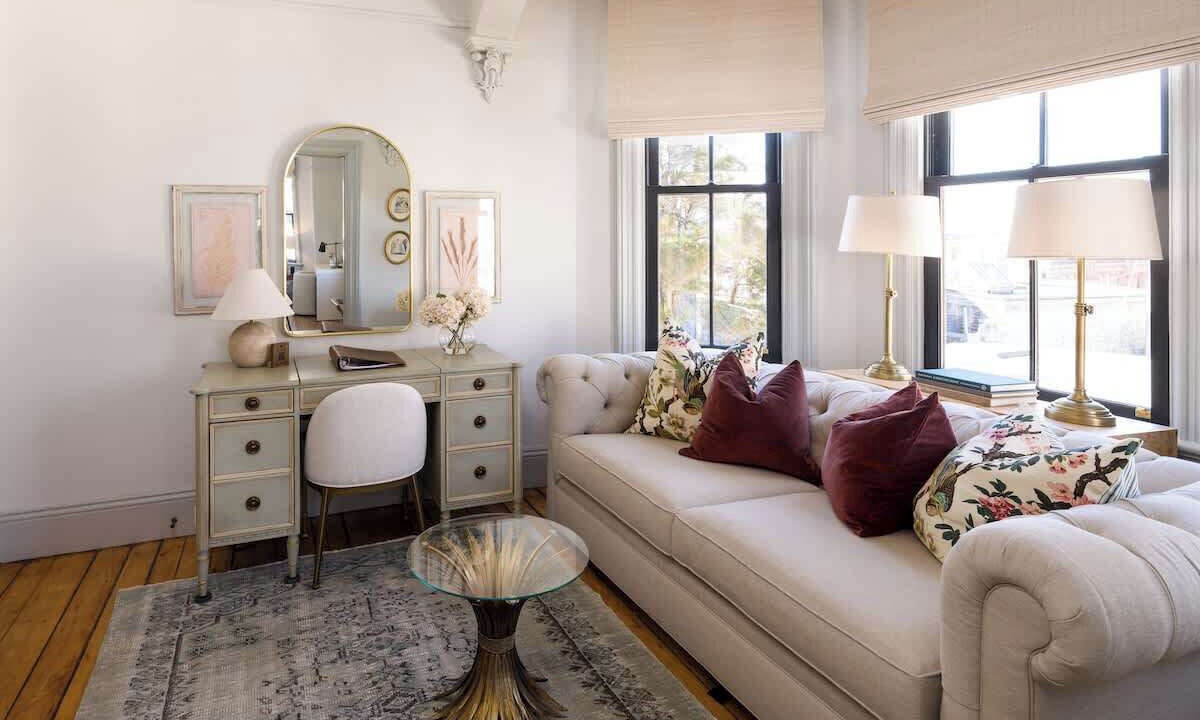 Photo of Livingroom in Newport