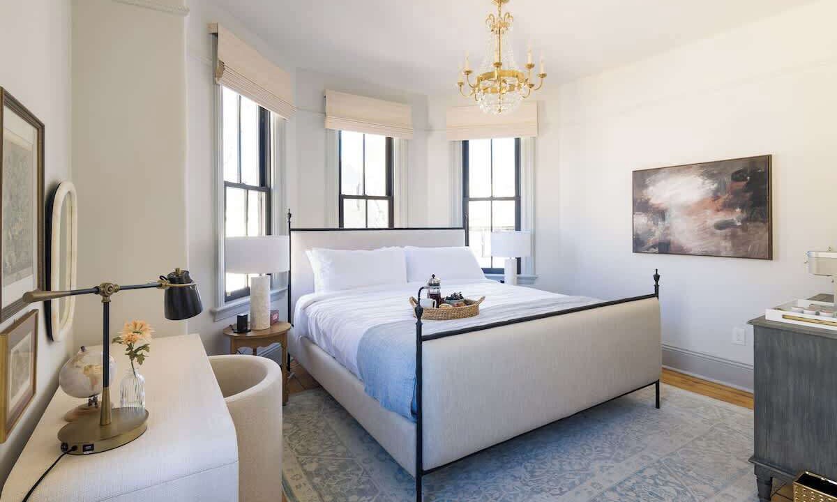 Photo of Bedroom in Newport
