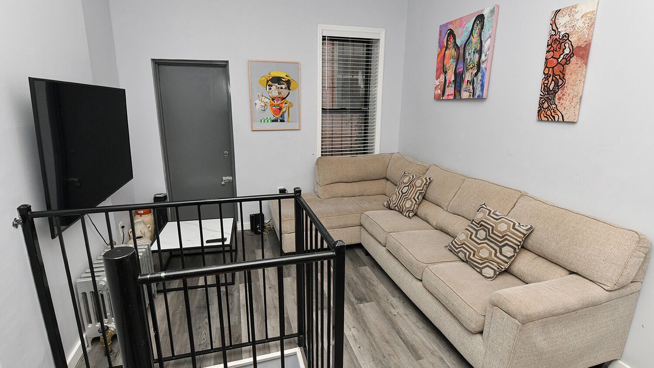 Photo of Livingroom in Garment District