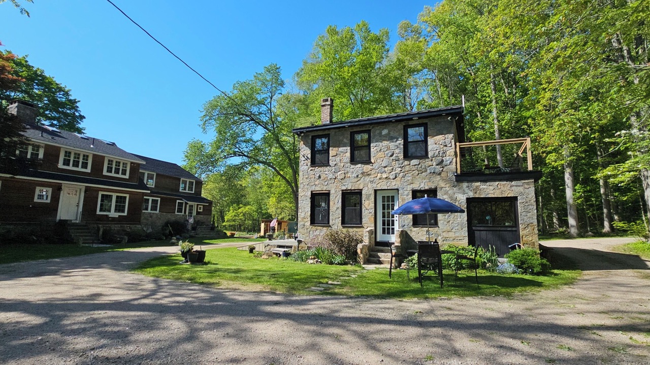 Photo of Outdoor in Clinton