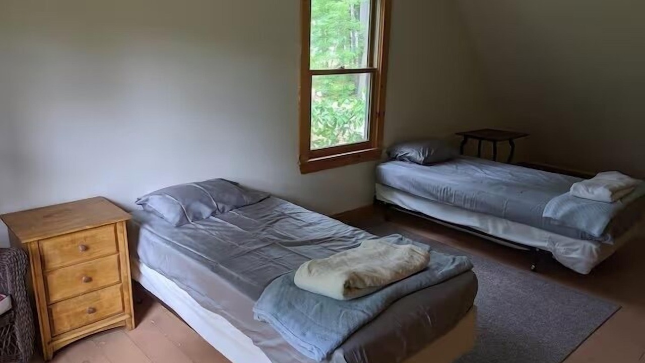 Photo of Bedroom in Raymond