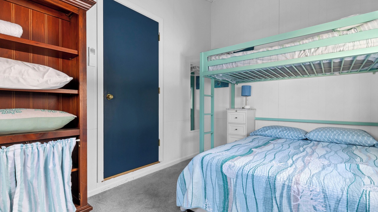 Photo of Bedroom in Westbrook Center