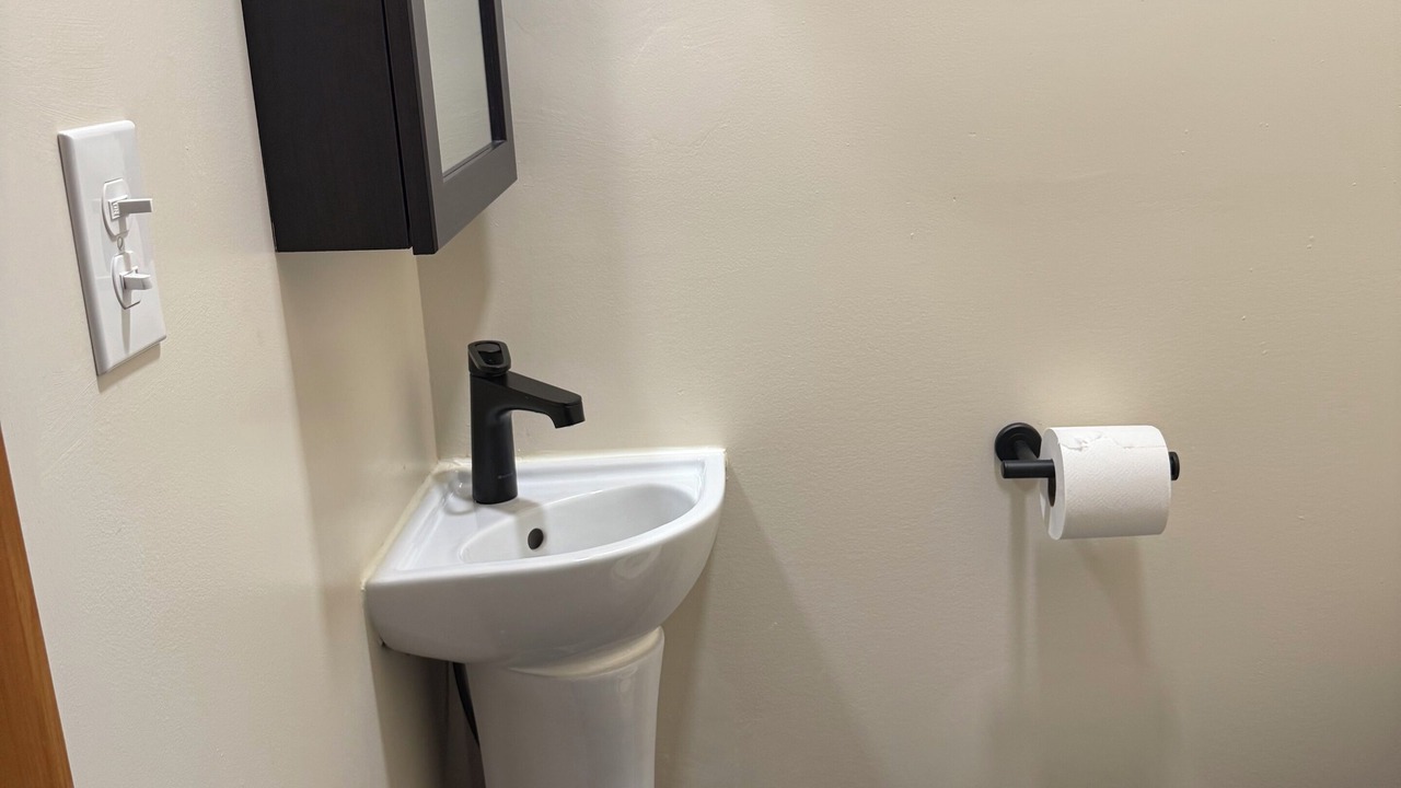 Photo of Bathroom in Old Lyme