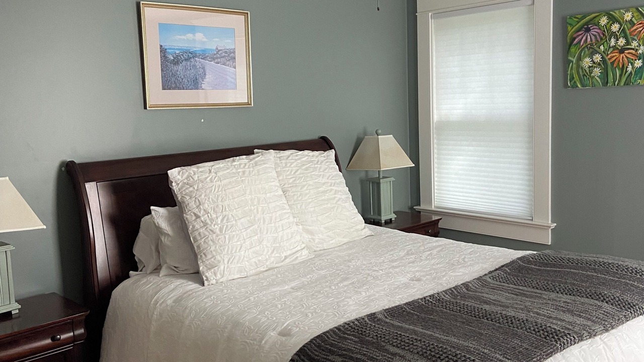 Photo of Bedroom in Tisbury