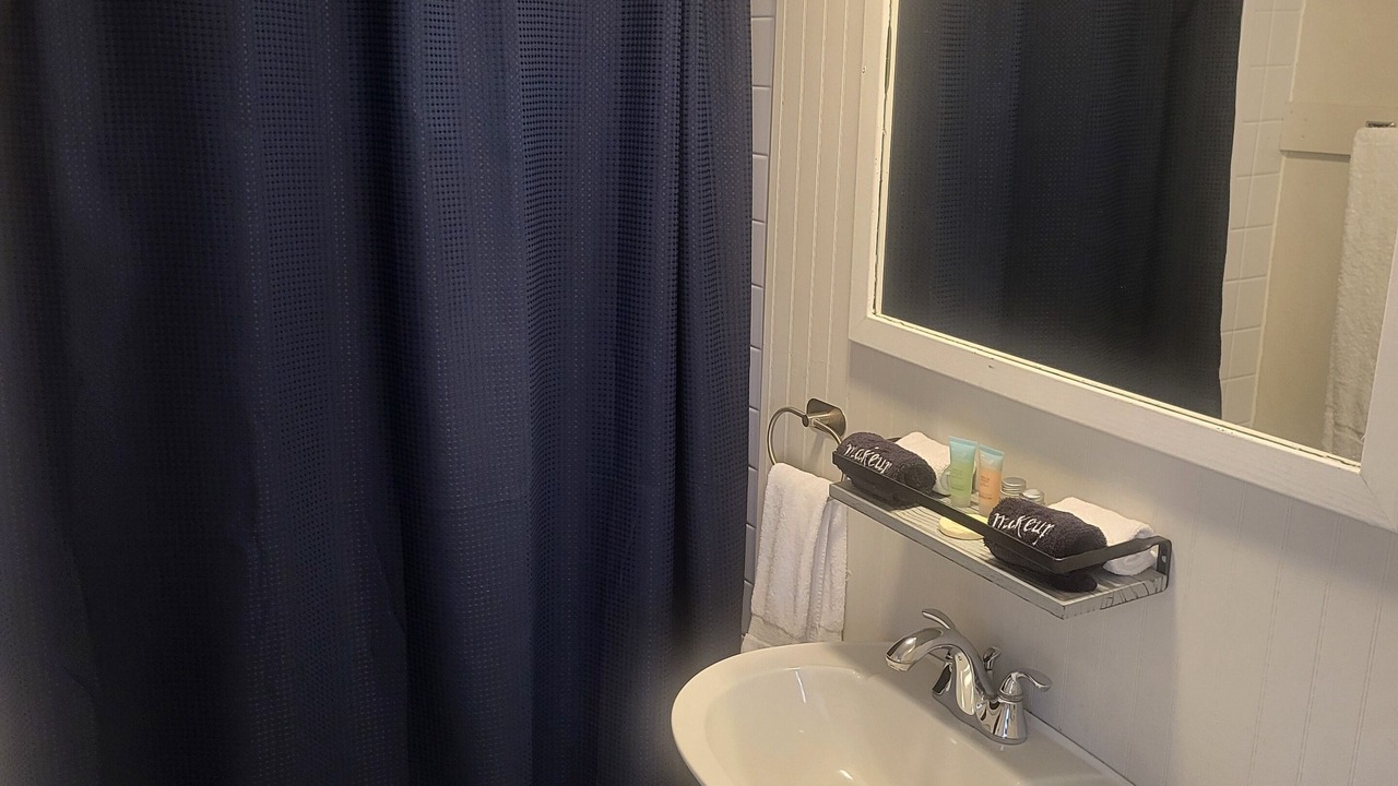 Photo of Bathroom in Ocean Park
