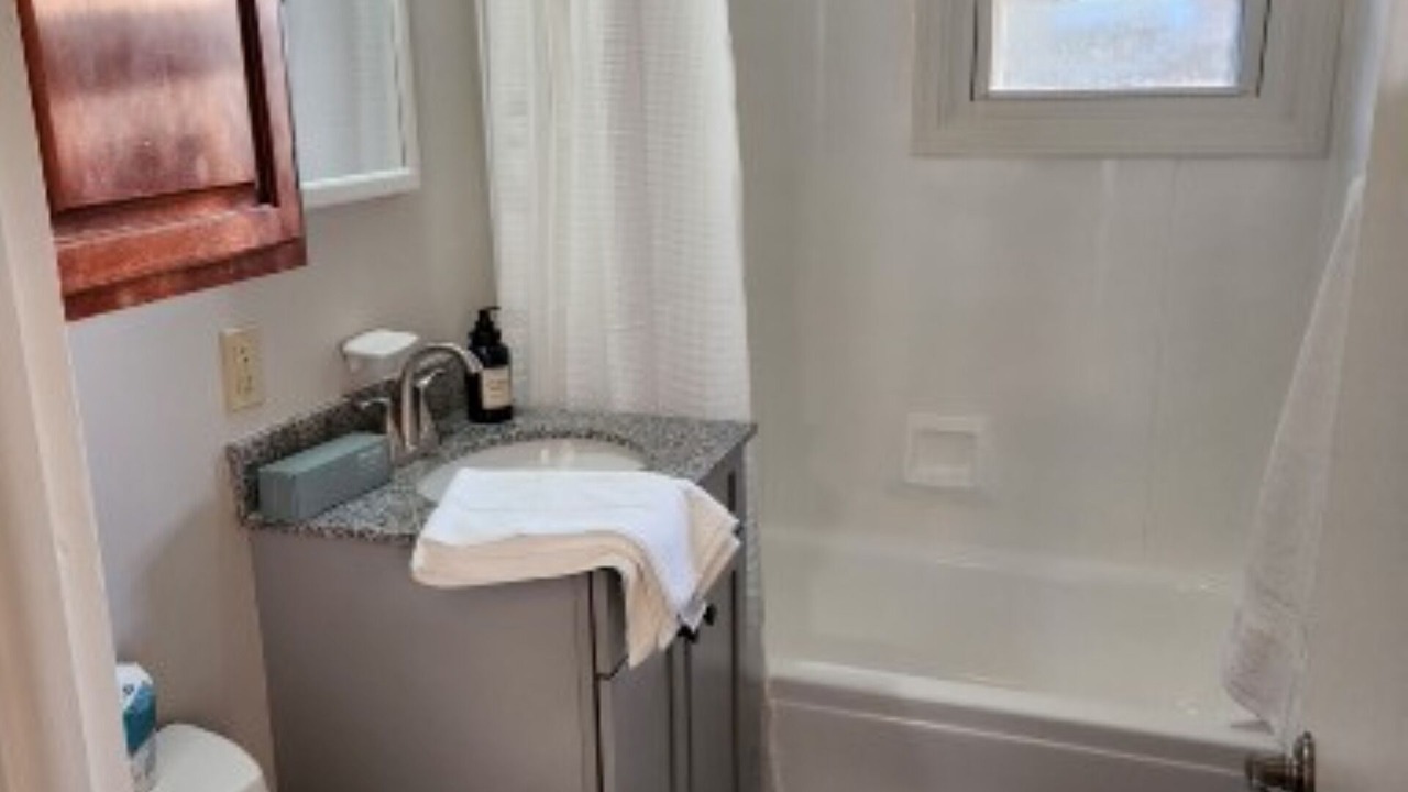 Photo of Bathroom in Ocean Park