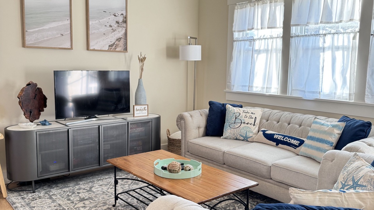 Photo of Livingroom in West Dennis