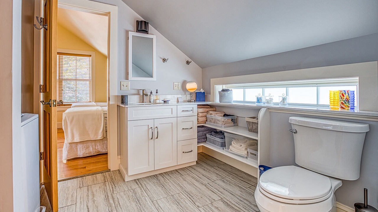Photo of Bathroom in Lenox
