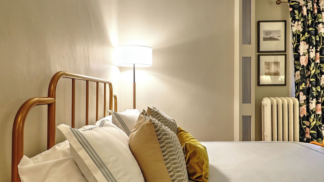 Photo of Bedroom in Top of the Hill