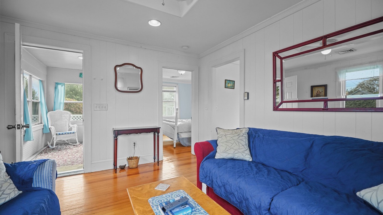 Photo of Livingroom in Misquamicut