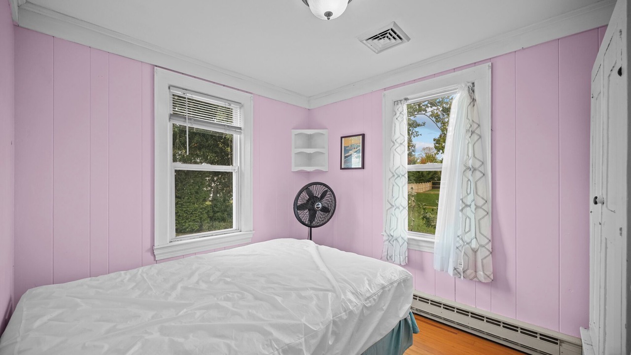 Photo of Bedroom in Misquamicut