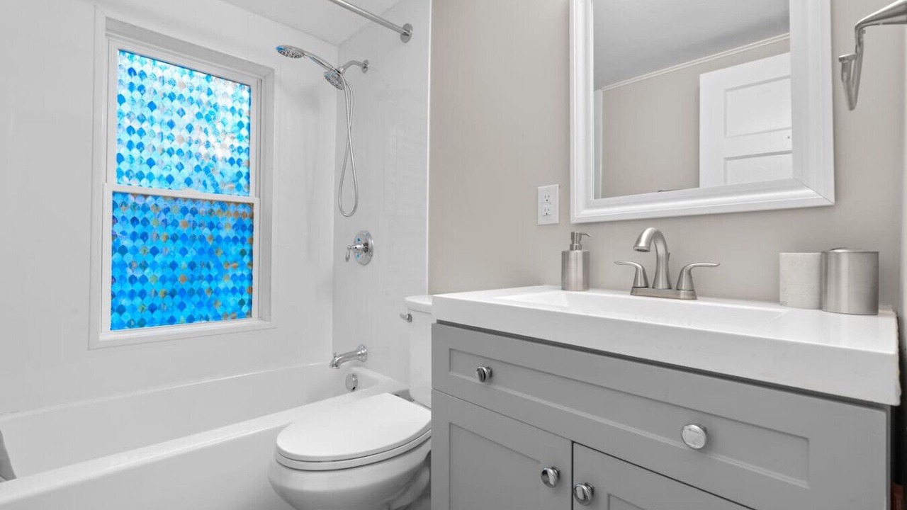 Photo of Bathroom in Pine Point
