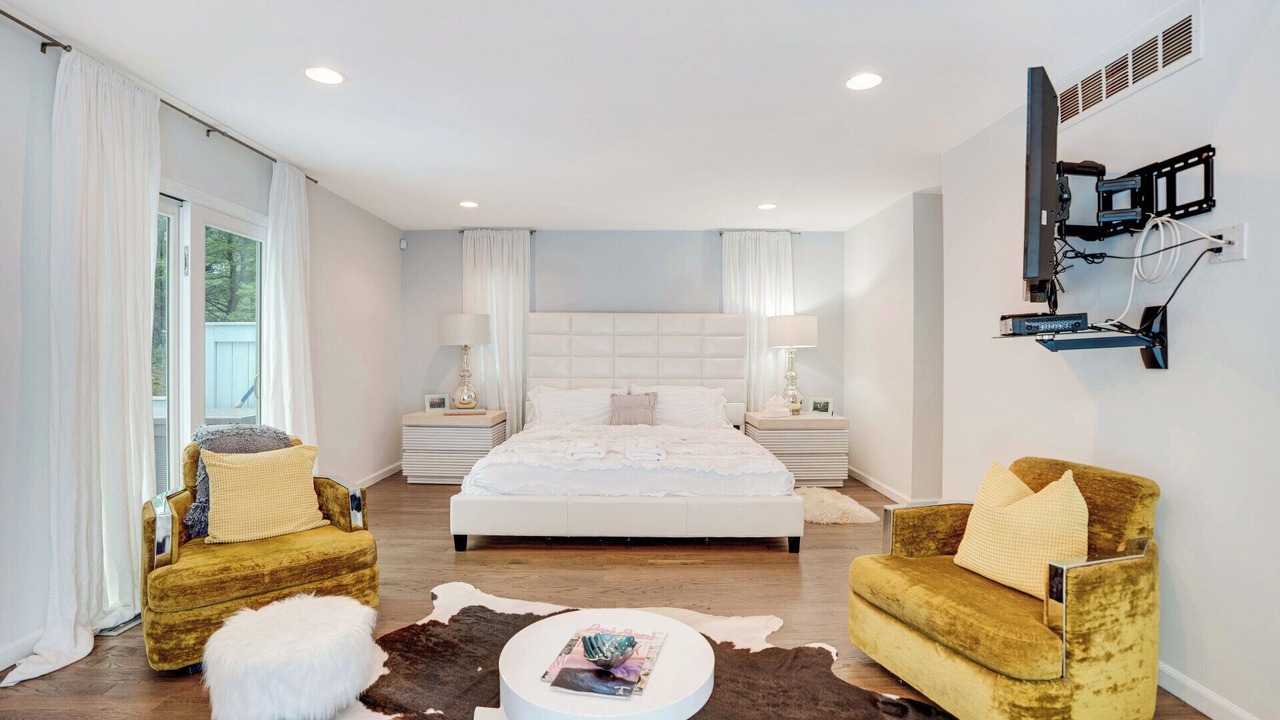 Photo of Bedroom in Northwest Harbor