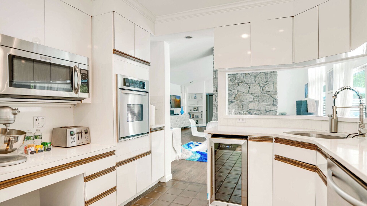 Photo of Kitchen in Northwest Harbor