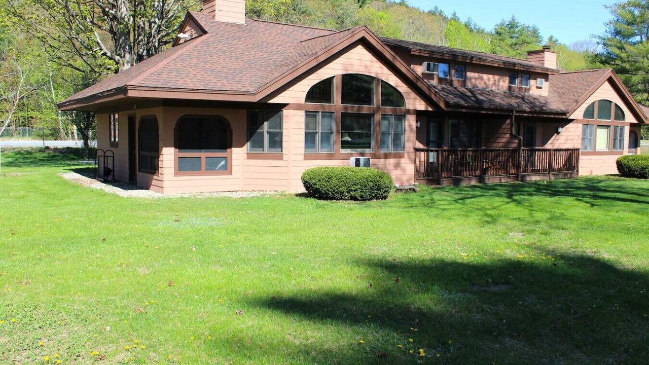 Photo of Outdoor in Woodstock