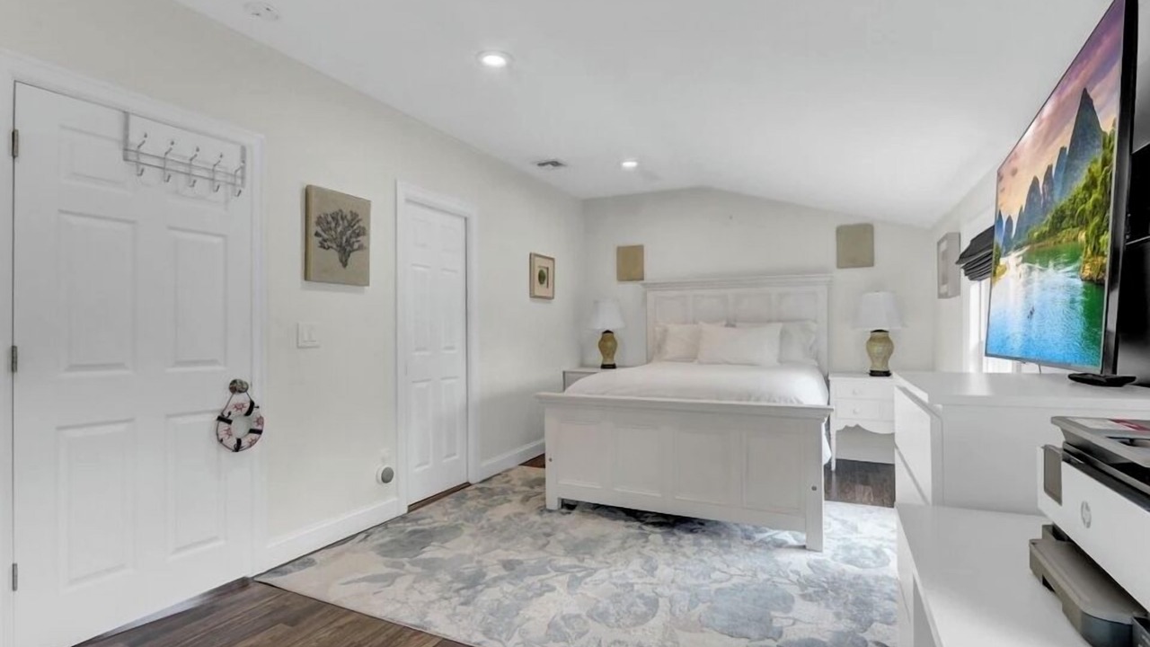 Photo of Bedroom in Mastic Beach