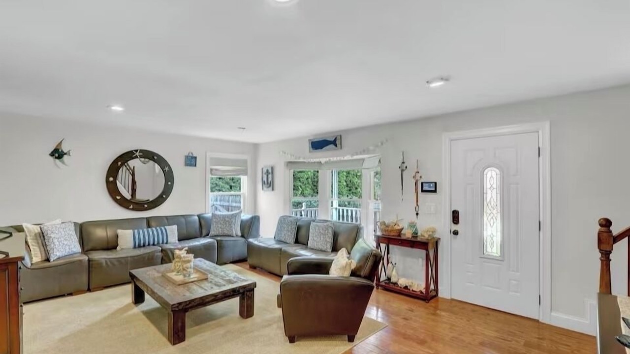 Photo of Livingroom in Mastic Beach