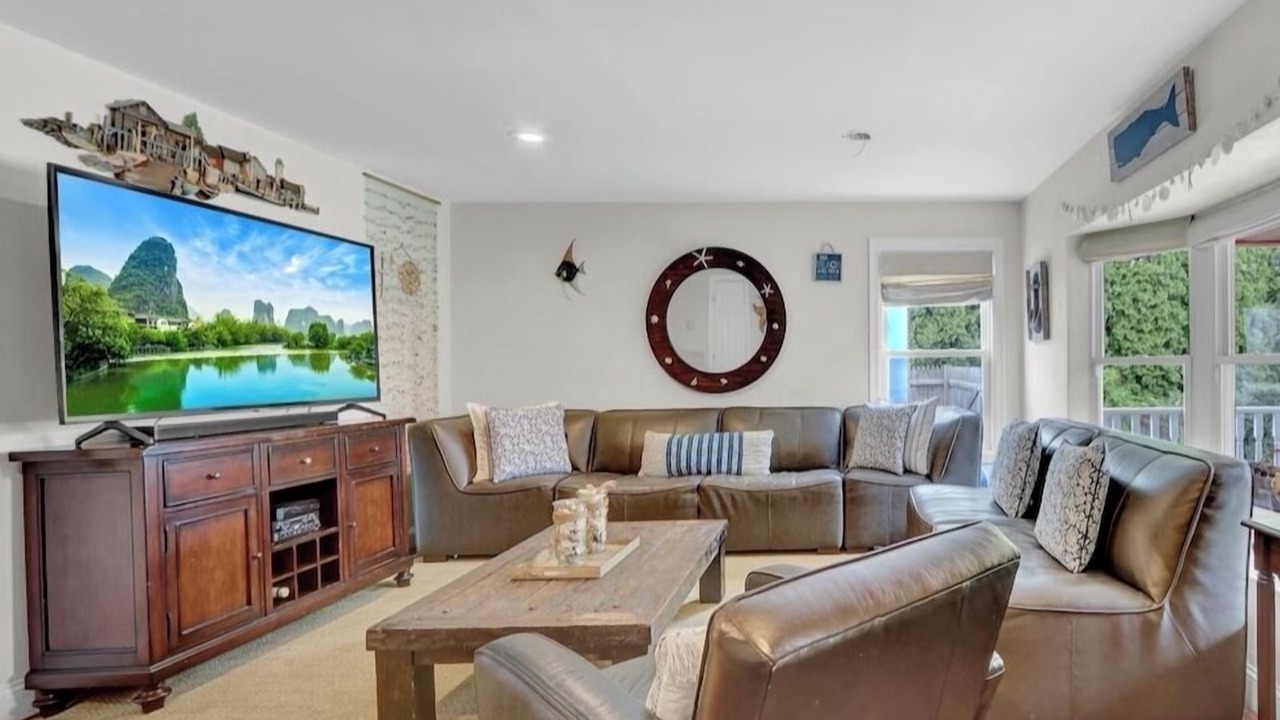 Photo of Livingroom in Mastic Beach