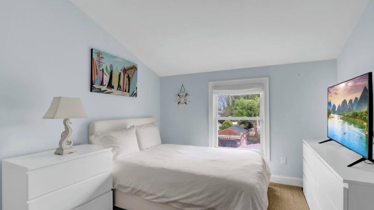 Photo of Bedroom in Mastic Beach