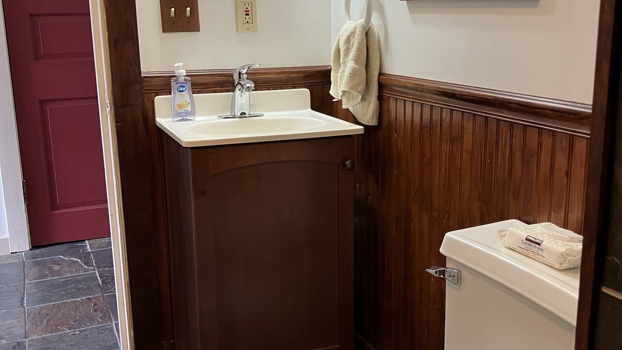 Photo of Bathroom in Jeffersonville