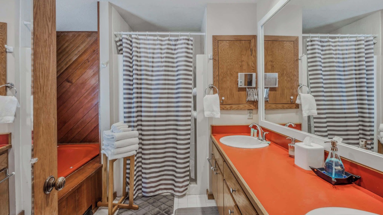 Photo of Bathroom in West Hartford