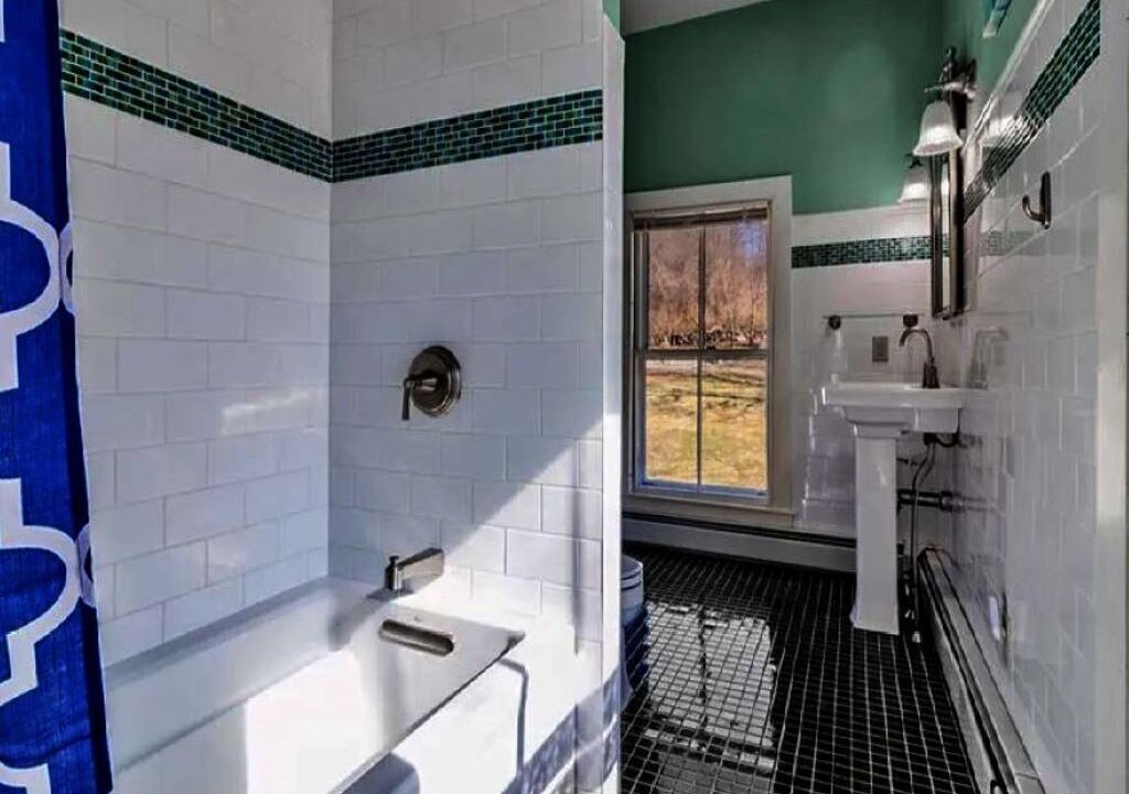 Photo of Bathroom in Tiverton
