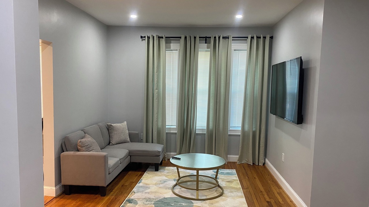 Photo of Livingroom in Wellington Hill