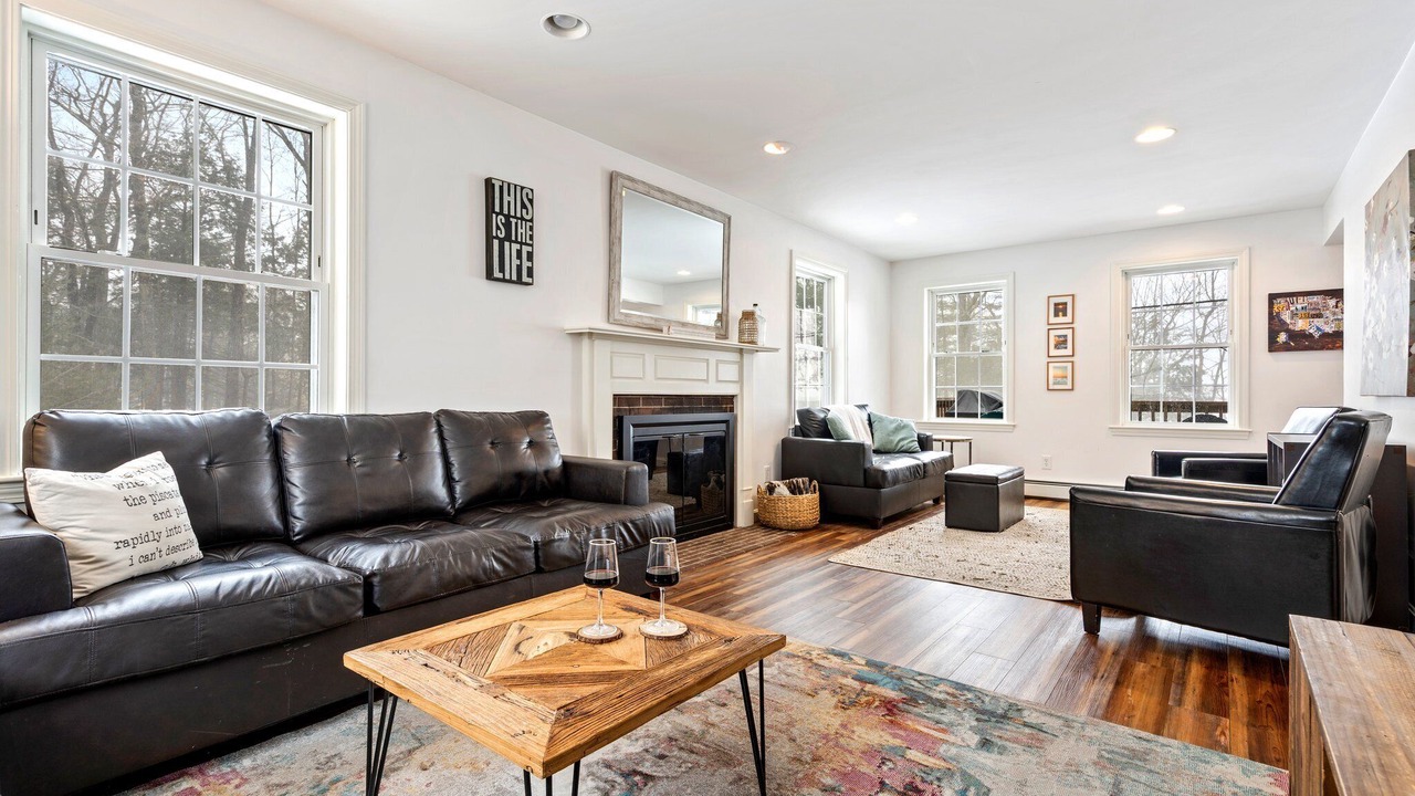Photo of Livingroom in Windham