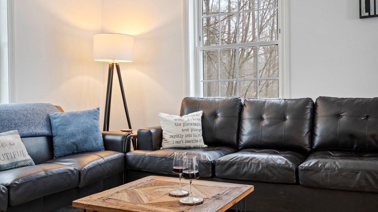Photo of Livingroom in Windham