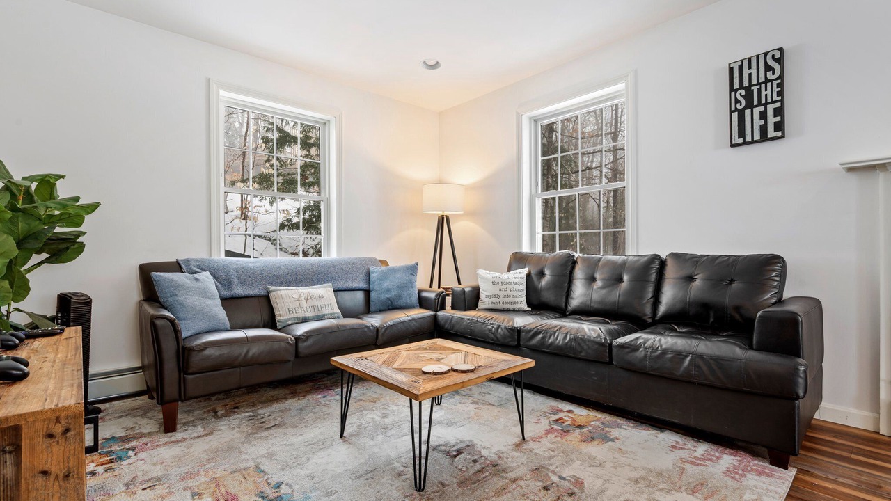 Photo of Livingroom in Windham