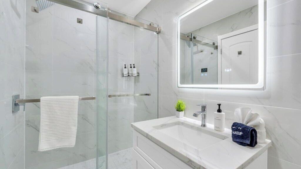Photo of Bathroom in Shinnecock Hills