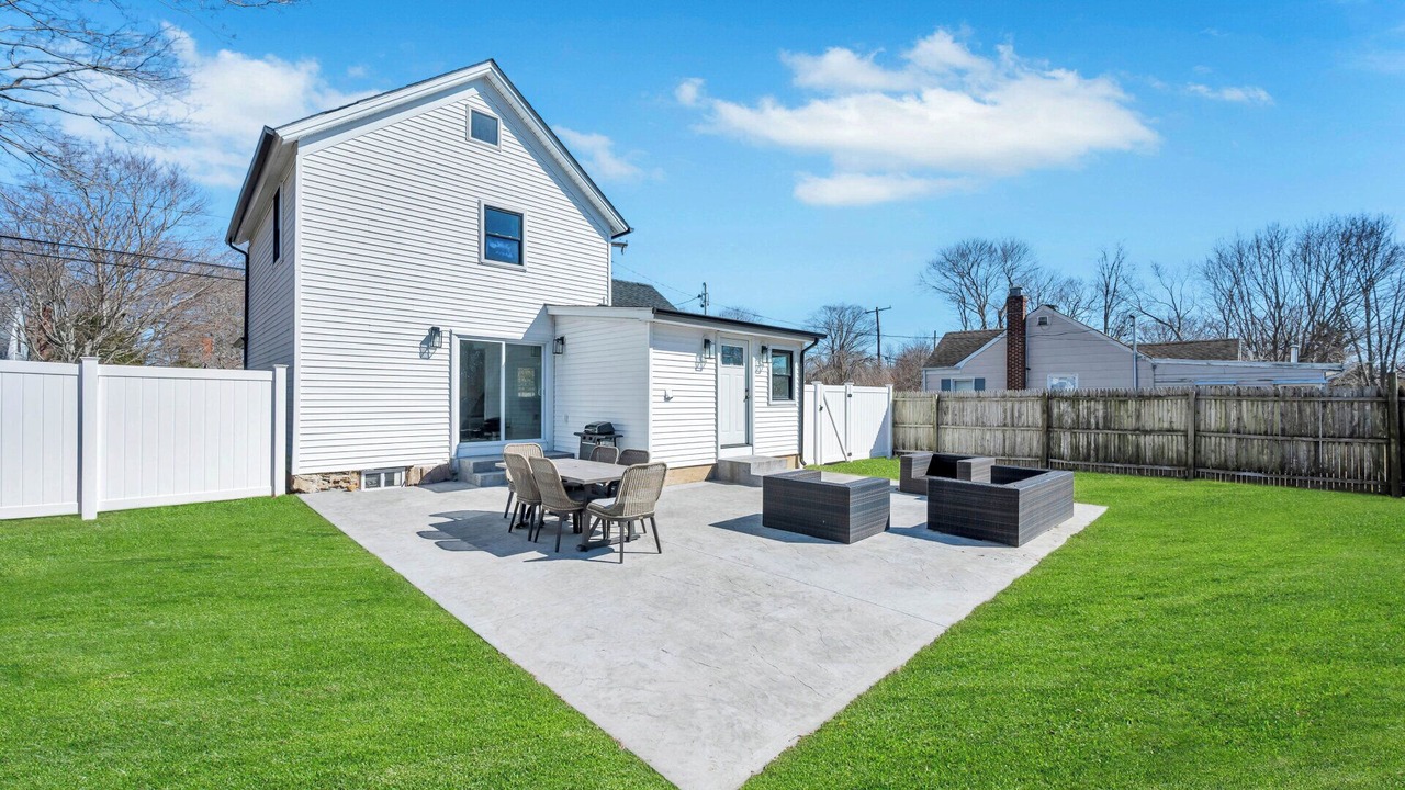 Photo of Outdoor in Greenport West