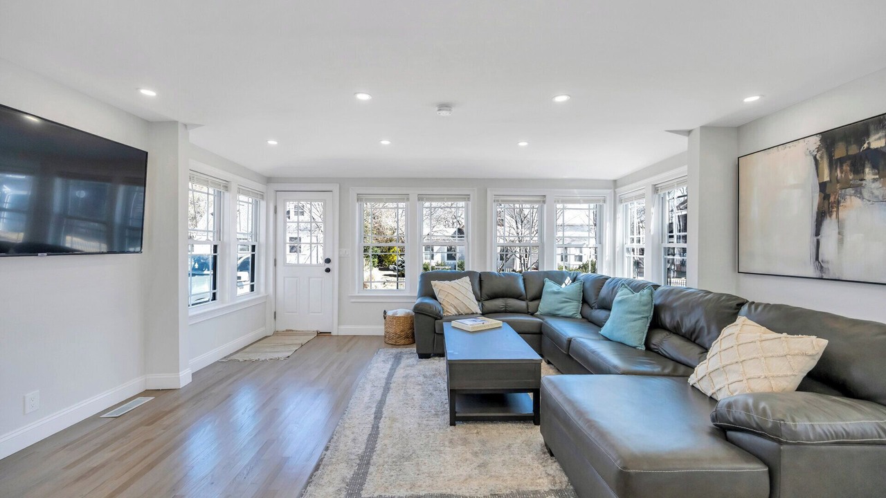 Photo of Livingroom in Greenport West