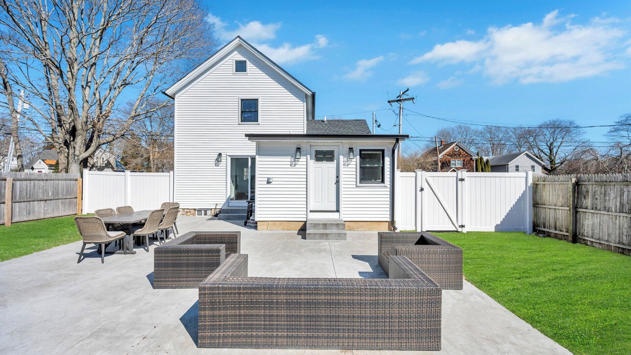 Photo of Outdoor in Greenport West