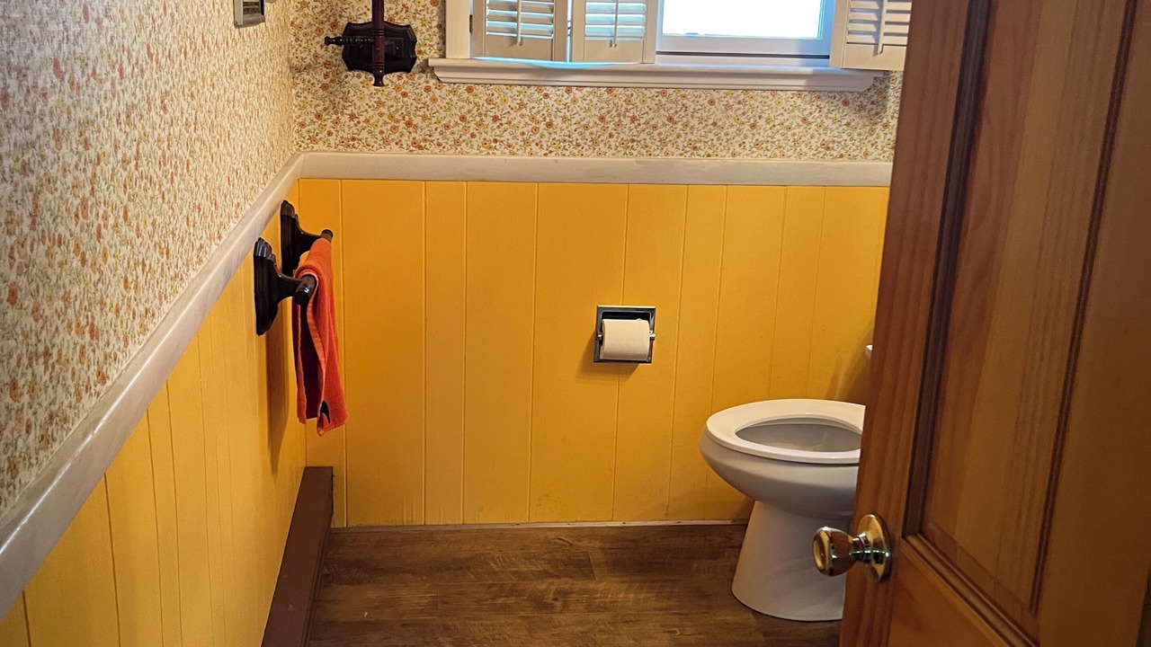Photo of Bathroom in Alton