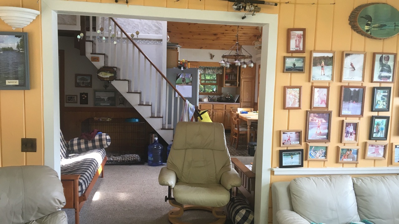 Photo of Livingroom in Alton