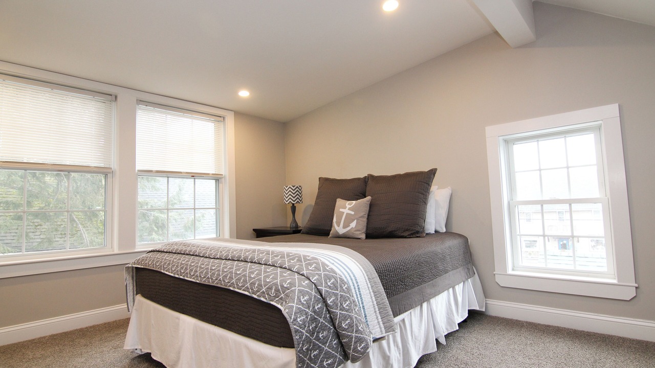 Photo of Bedroom in Wolfeboro