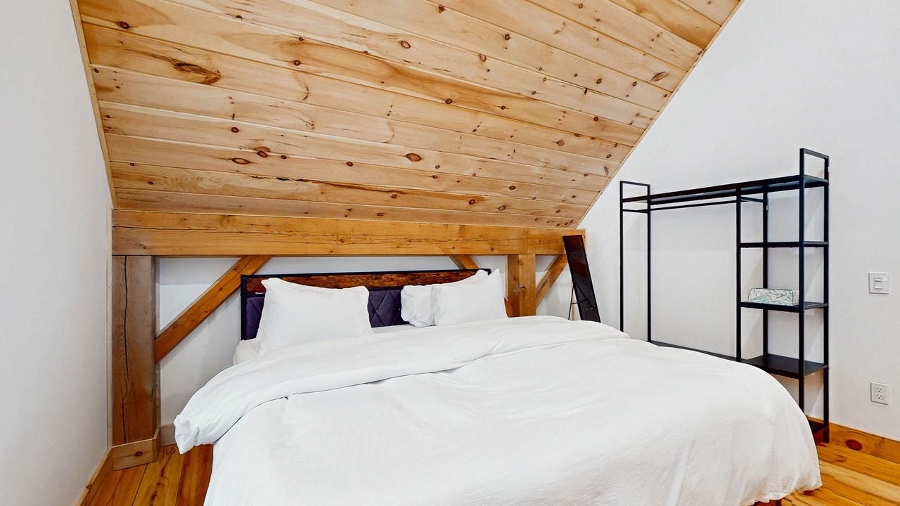 Photo of Bedroom in Readsboro