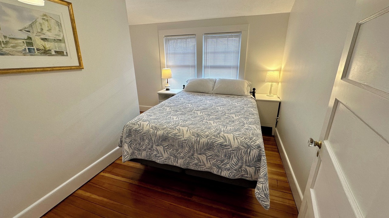 Photo of Bedroom in Westbrook Center