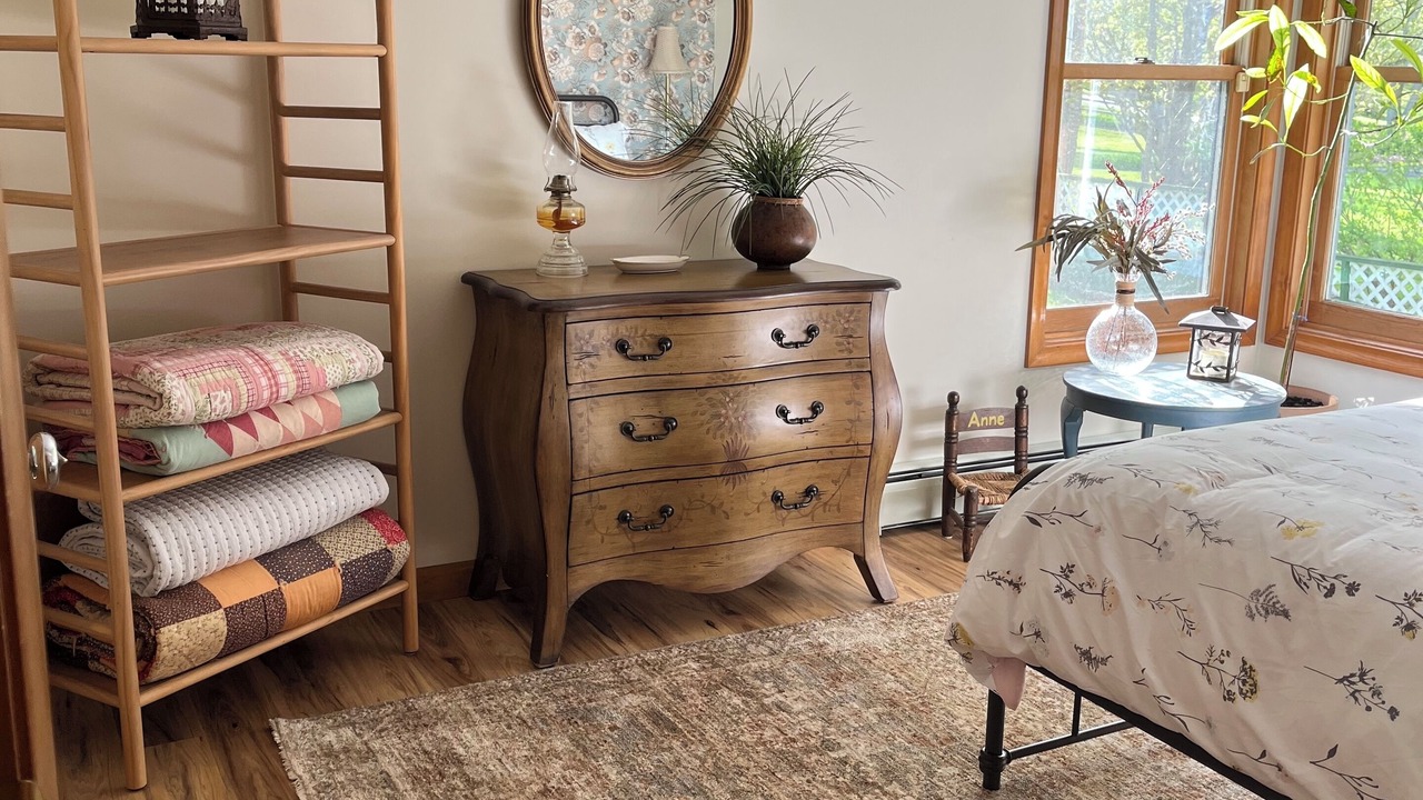 Photo of Bedroom in Alburg