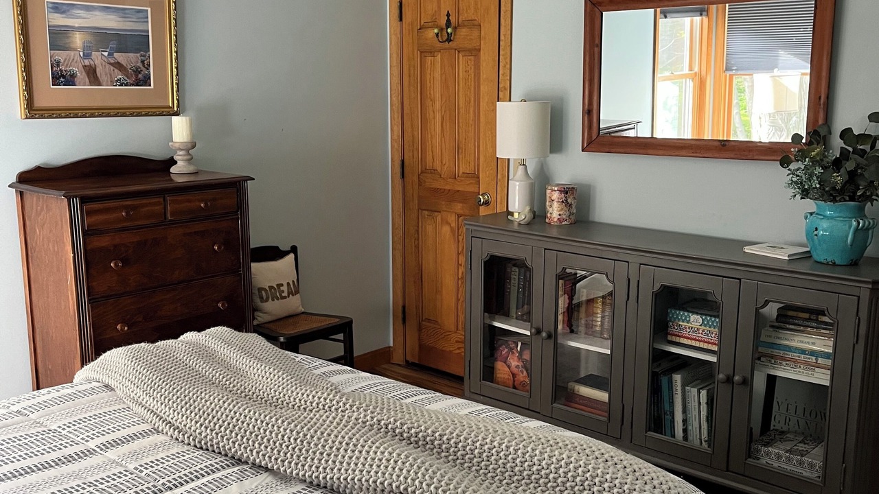 Photo of Bedroom in Alburg