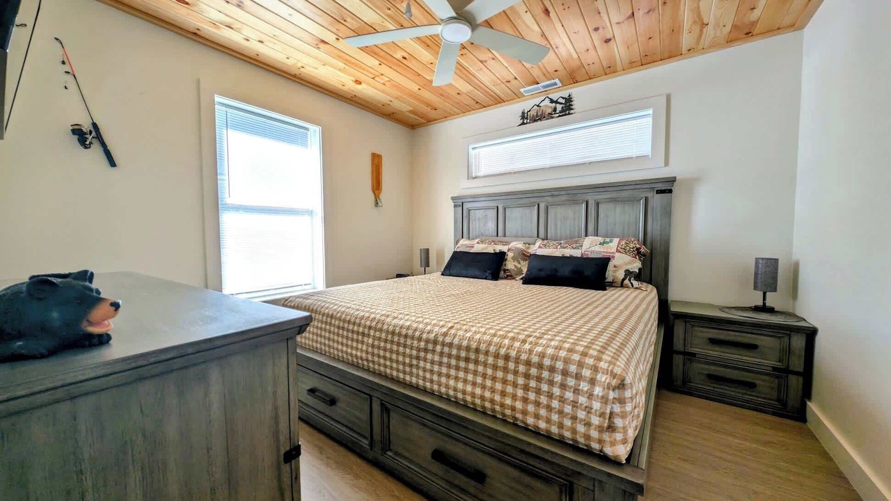 Photo of Bedroom in Sullivan