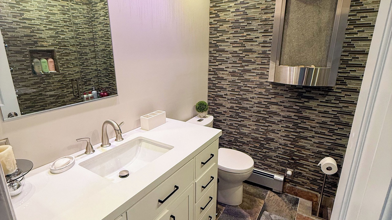 Photo of Bathroom in Massapequa