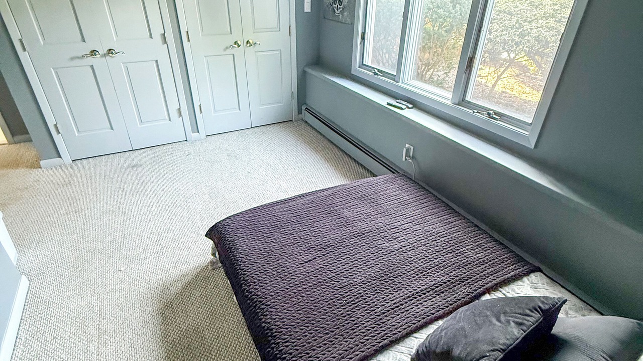 Photo of Bedroom in Massapequa