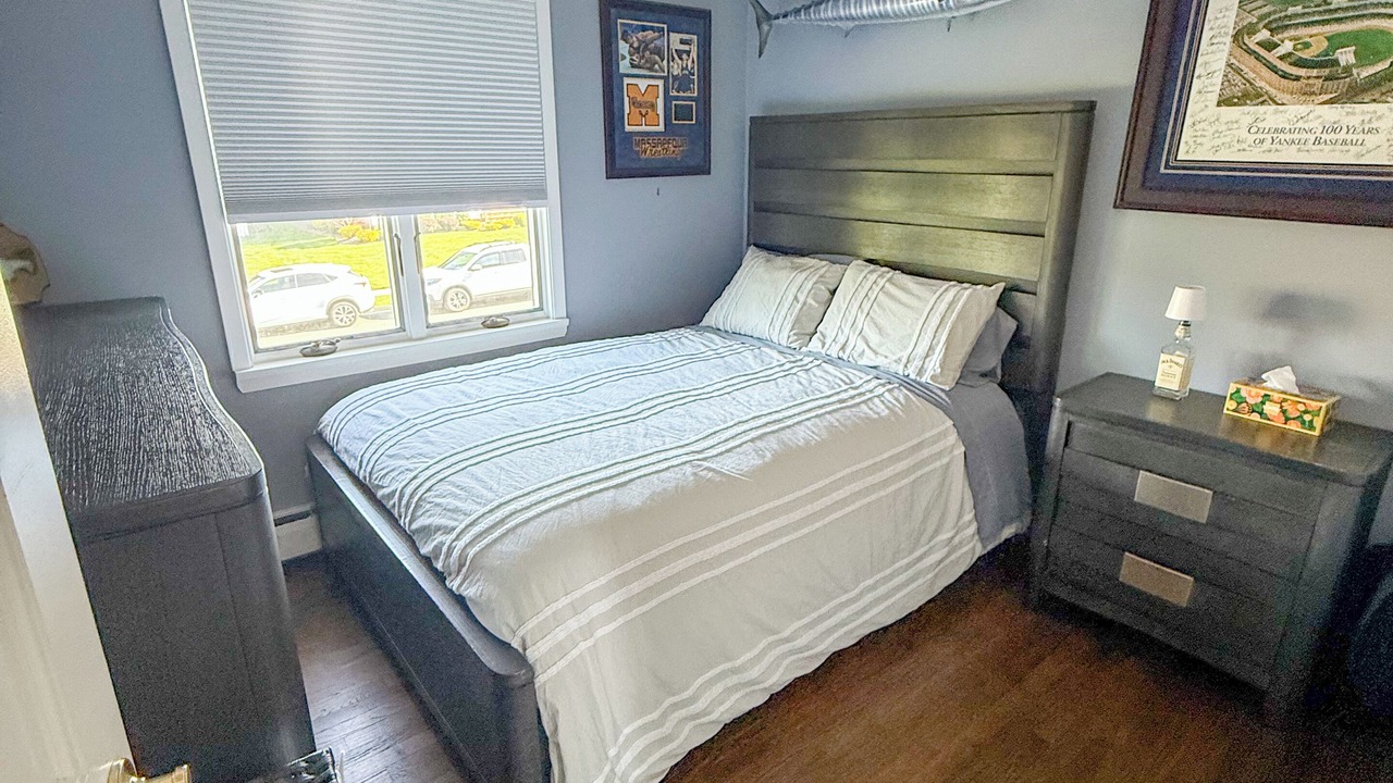Photo of Bedroom in Massapequa