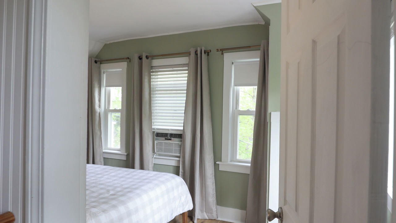 Photo of Bedroom in Wolfeboro