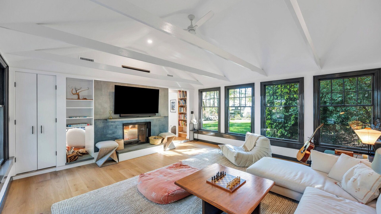 Photo of Livingroom in Shelter Island Heights